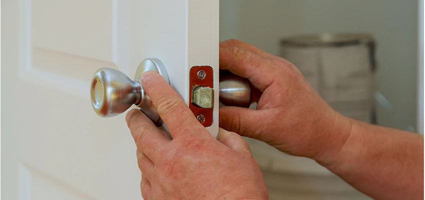AAA Locksmiths For lock Replacement in San Anselmo, California